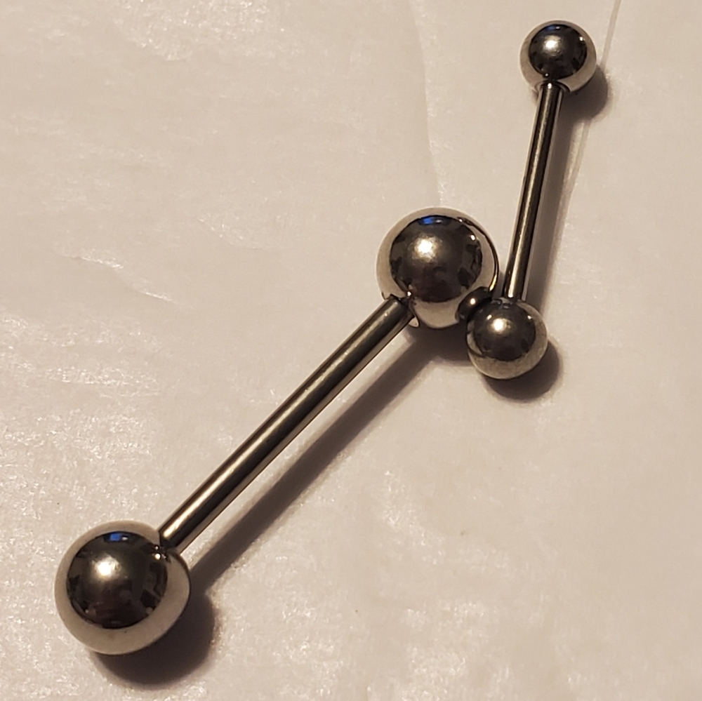 Tongue Ring - Picture 3 of 4